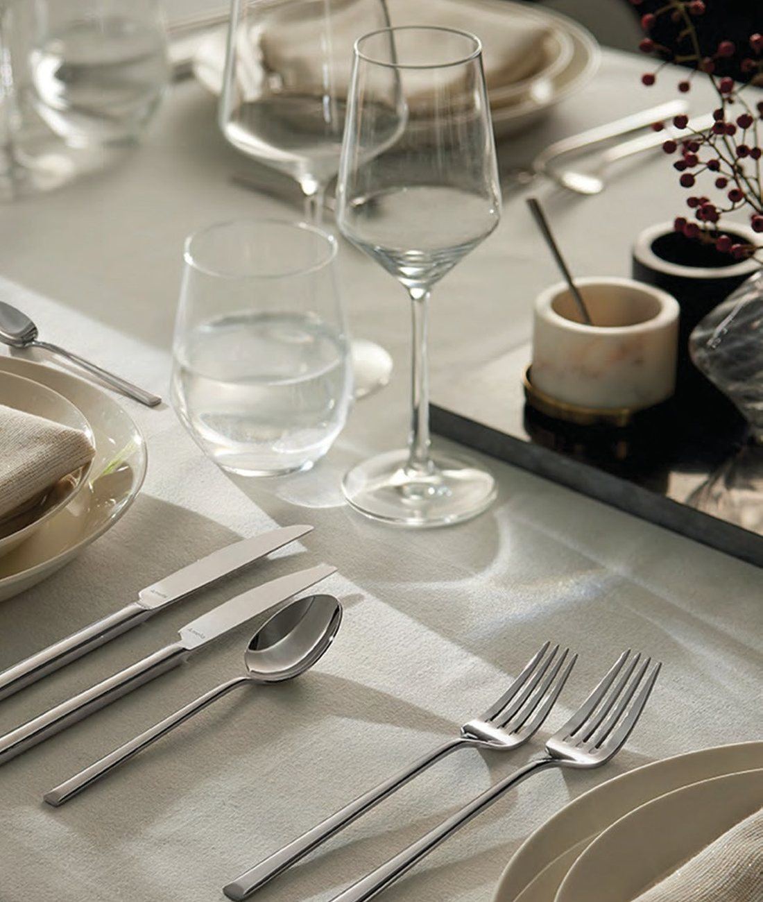 Amefa table setting